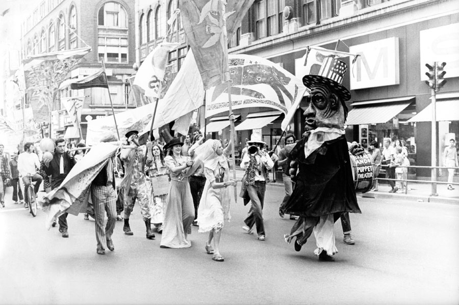 Bread and Puppet Theatre form New York on Yonge Street Toronto